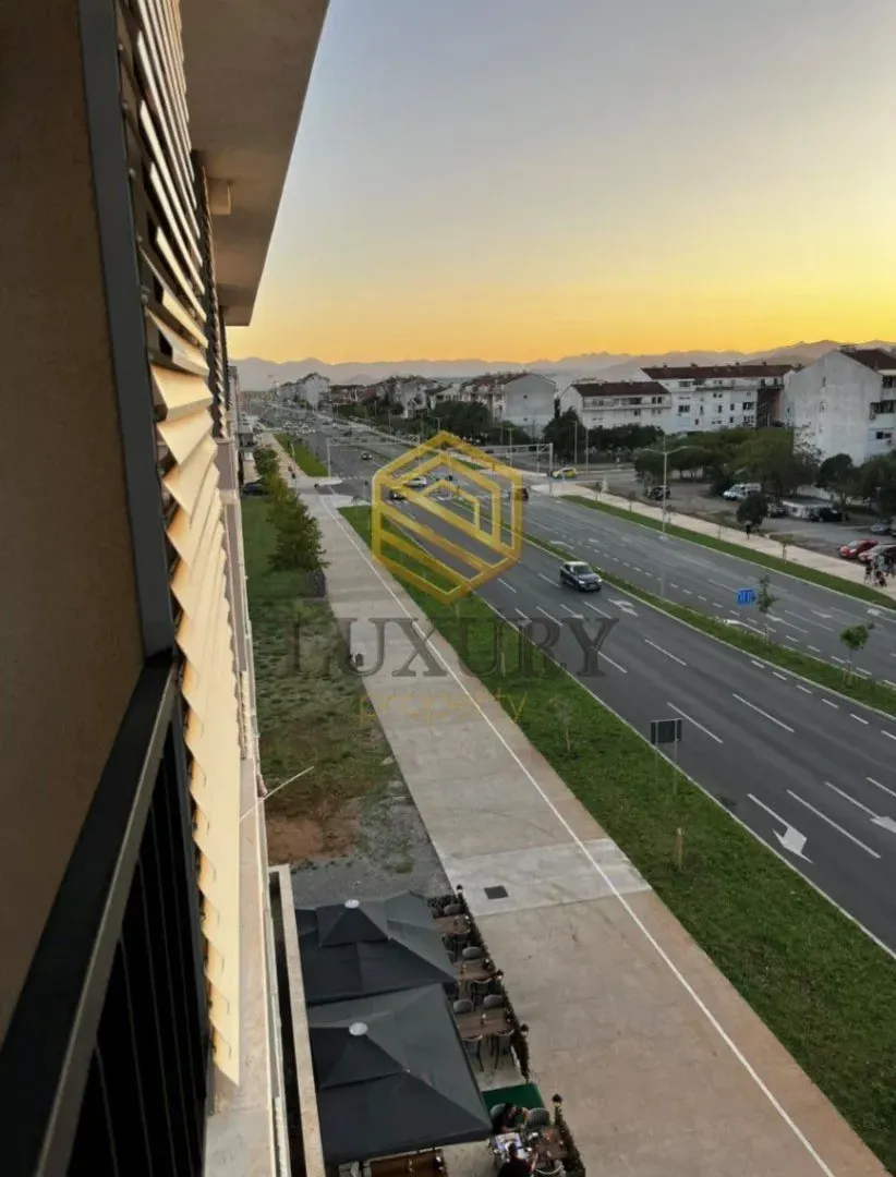 Prodaja, jednosoban stan, 43m², Stari Aerodrom, Podgorica