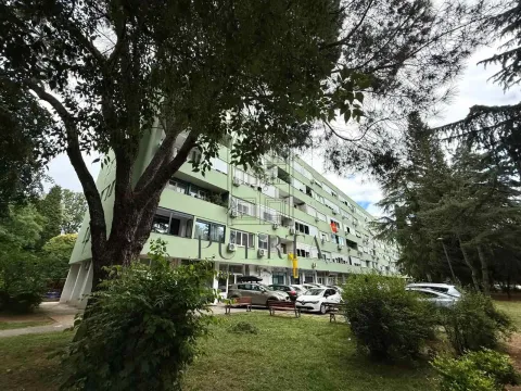 Rent, one bedroom apartment, 40m², Preko Morače, Podgorica - image 12