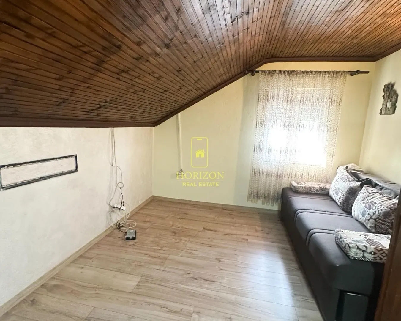 Prodaja, kuća, 191m², Tološi, Podgorica