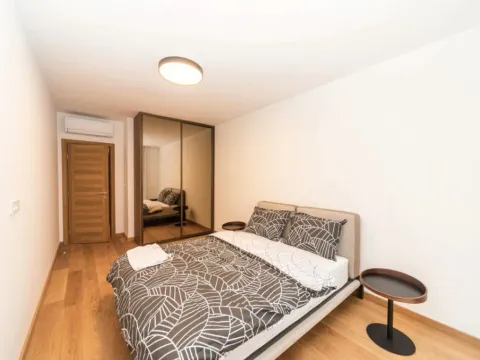 Izdavanje, dvosoban stan, 74m², City Kvart, Podgorica - image 9