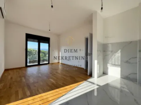 Izdavanje, dvosoban stan, 56m², Zabjelo, Podgorica - image 7