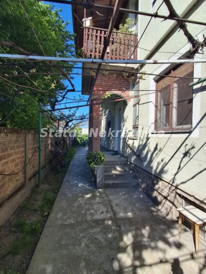 Prodaja, kuća, 185m², Futog, Novi Sad Sve Podlokacije