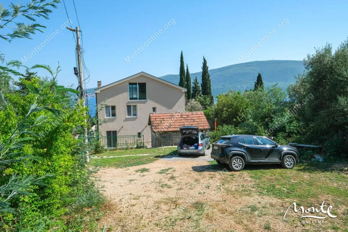 Prodaja, kuća, 270m², Baošići, Herceg Novi