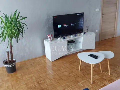 Izdavanje, dvosoban stan, 71m², Novi Beograd Sve Podlokacije, Beograd - image 18