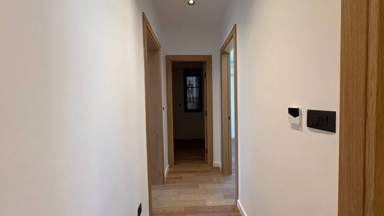 Prodaja, trosoban stan, 96m², Tivat, Crna Gora