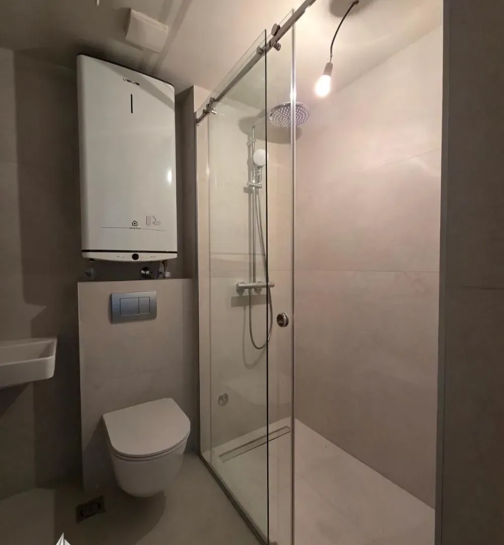 Prodaja, dvosoban stan, 49m², Novi Beograd Blok 65, Novi Beograd Sve Podlokacije