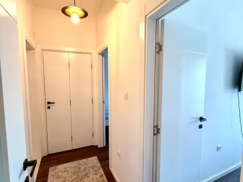 Rent, two bedroom apartment, 72m², Preko Morače, Podgorica - image 13