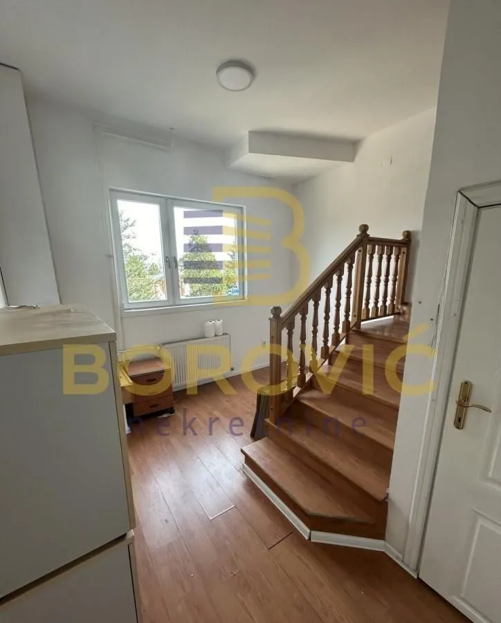 Sale, apartment, 176m², Autokomanda, Voždovac Sve Podlokacije