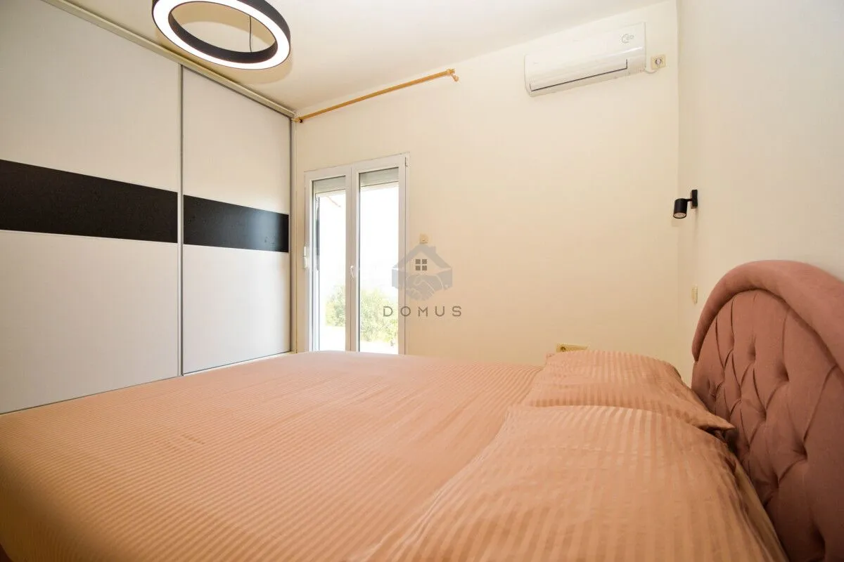 Prodaja, kuća, 250m², Podgorica, Crna Gora