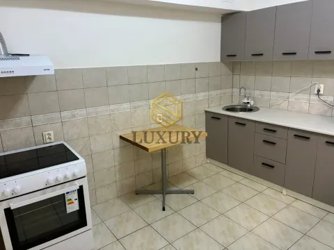 Rent, two bedroom apartment, 100m², Stari Aerodrom, Podgorica - image 2