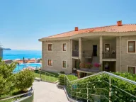 Izdavanje, jednosoban stan, 72m², Bečići, Budva - image 1