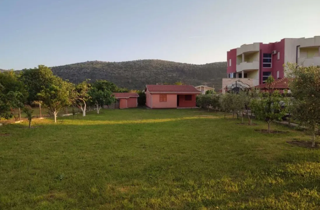 Prodaja, plac, 800m², Tomba, Bar