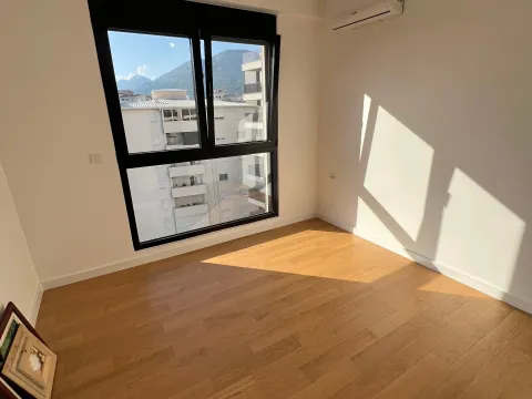 Sale, two bedroom apartment, 81m², Centar, Bar - image 4