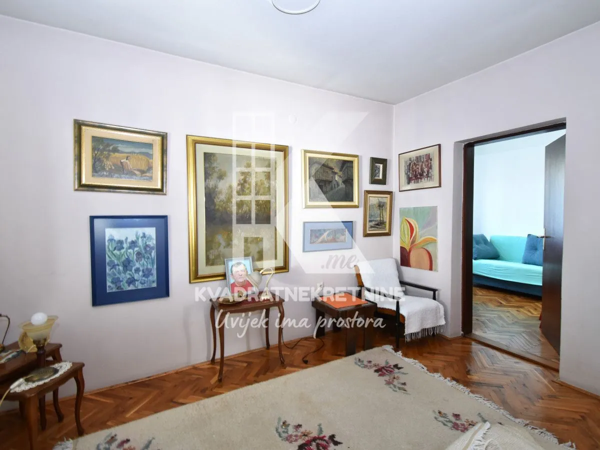 Rent, house, 340m², Masline, Podgorica