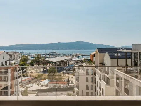 Prodaja, dvosoban stan, 199m², Porto Montenegro, Tivat - image 17