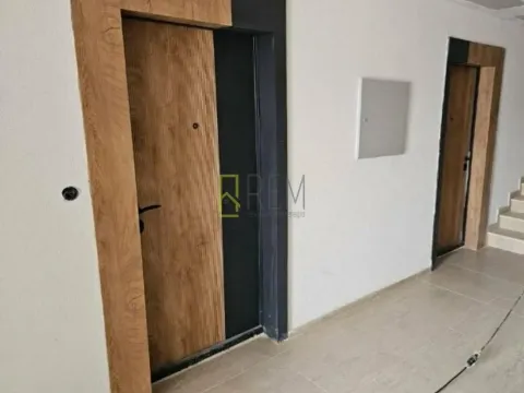 Prodaja, dvosoban stan, 52m², Gorica C, Podgorica - image 5