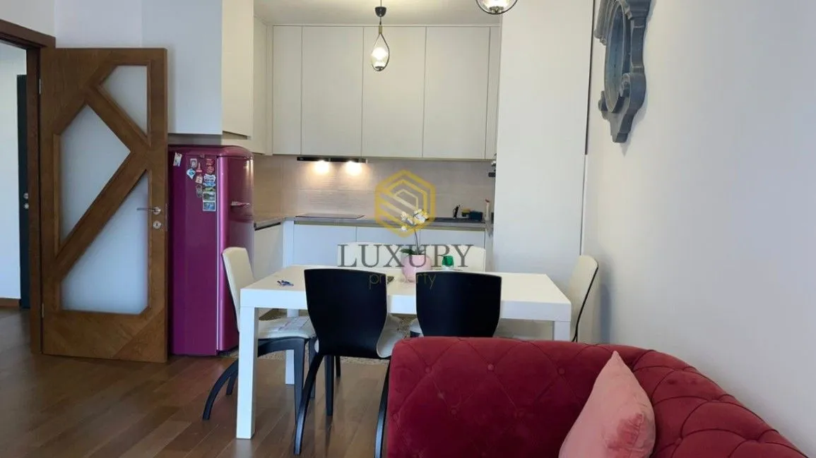 Izdavanje, dvosoban stan, 72m², Ljubović, Podgorica
