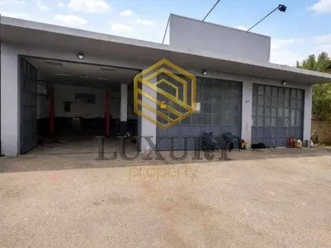 Izdavanje, poslovni prostor, 145m², City Kvart, Podgorica - image 1