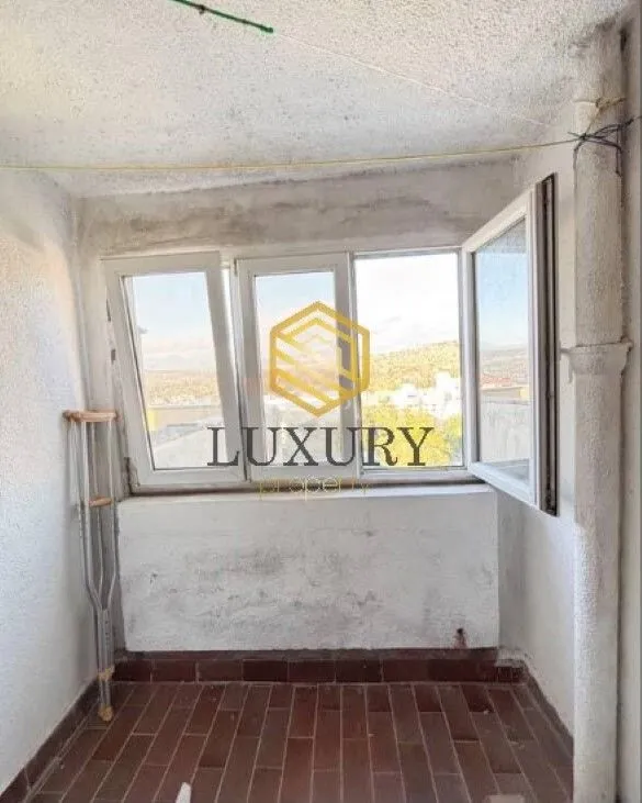 Prodaja, dvosoban stan, 77m², Blok 5, Podgorica