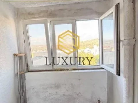 Sale, two bedroom apartment, 77m², Blok 5, Podgorica - image 12