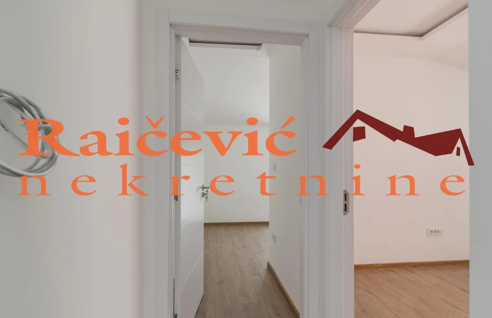 Prodaja, trosoban stan, 83m², Profesorska Kolonija, Palilula Sve Podlokacije