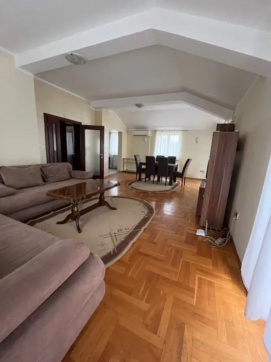 Rent, four bedroom apartment, 150m², Stari Aerodrom, Podgorica