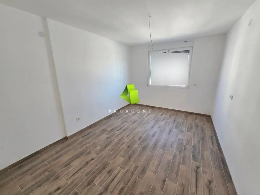 Prodaja, dvosoban stan, 70m², Pantelej, Niš