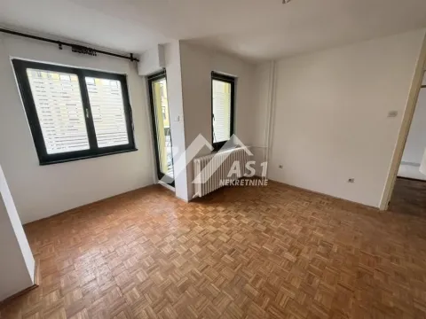 Prodaja, jednosoban stan, 32m2, Novo naselje, Novi Sad Prodaja, jednosoban stan, 32m2, Novo naselje, Novi Sad