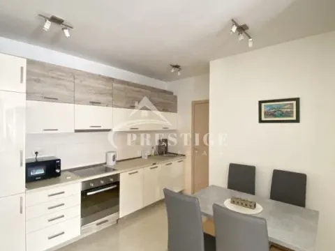 Izdavanje, dvosoban stan, 70m², City Kvart, Podgorica - image 8