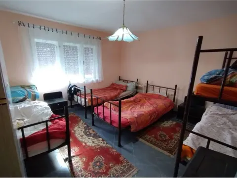 Izdavanje, trosoban stan, 120m², Čalije, Niš - image 2