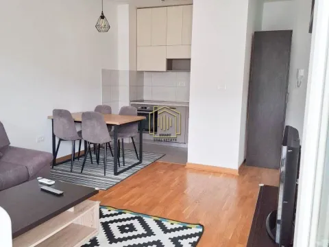 Rent, one bedroom apartment, 45m², City Kej, Podgorica - image 3