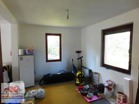 Prodaja, kuća, 220m², Kragujevac, Srbija - image 36