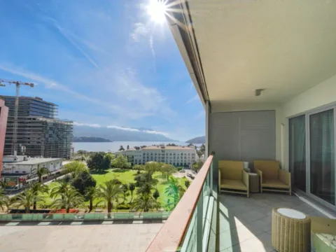 Prodaja, dvosoban stan, 94m², Budva, Crna Gora