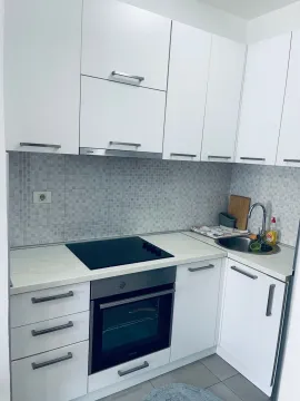 Izdavanje, garsonjera, 33m², City Kvart, Podgorica - image 6