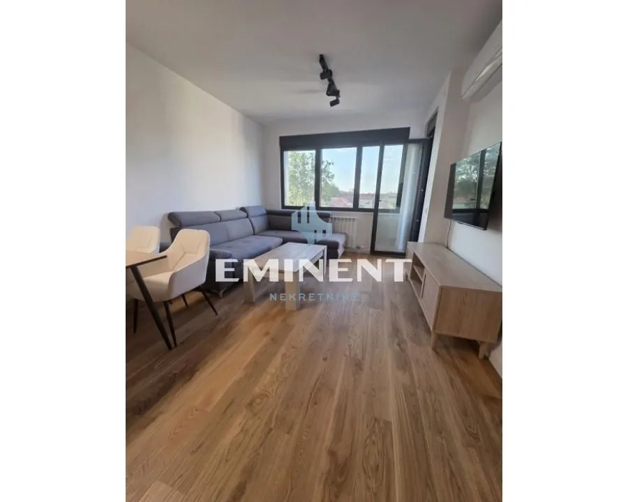 Rent, two bedroom apartment, 40m², Retenzija, Beograd