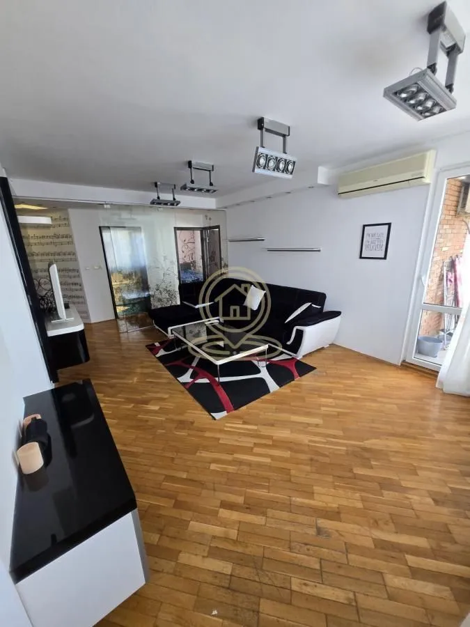 Rent, three bedroom apartment, 94m², Voždovac Sve Podlokacije, Beograd