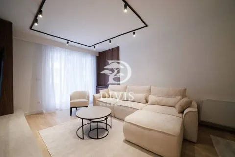 Izdavanje, trosoban stan, 130m², Crveni Krst, Beograd - image 2