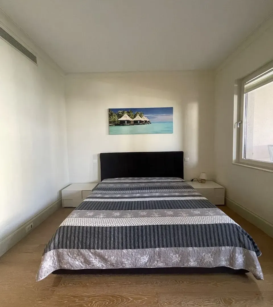 Prodaja, dvosoban stan, 115m², Tivat, Crna Gora
