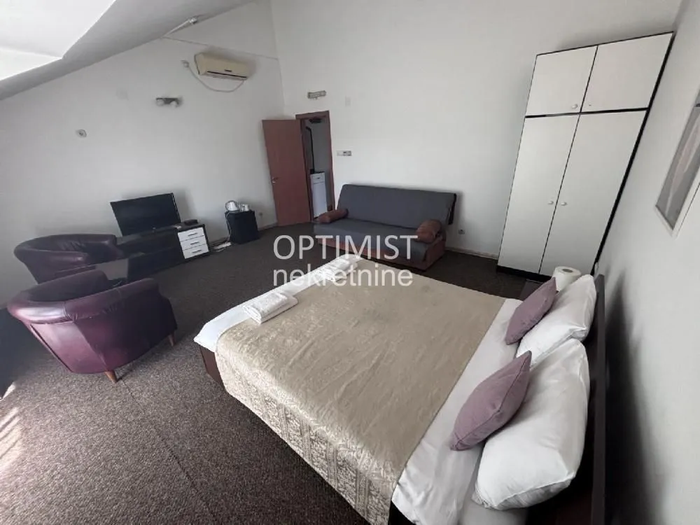 Sale, one bedroom apartment, 33m², Autokomanda, Voždovac Sve Podlokacije