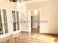 Izdavanje, stan, 250m², Stari Grad, Beograd - image 2
