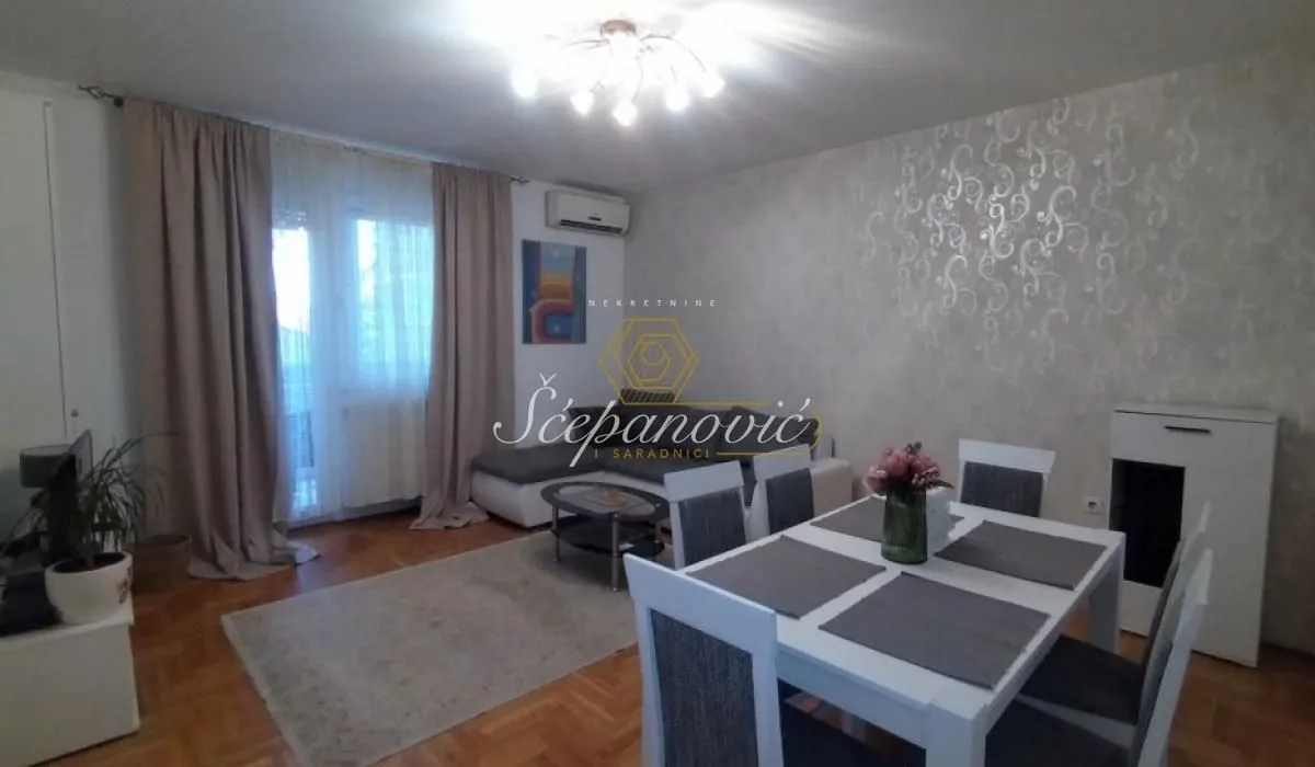 Prodaja, dvosoban stan, 51m², Centar, Novi Sad
