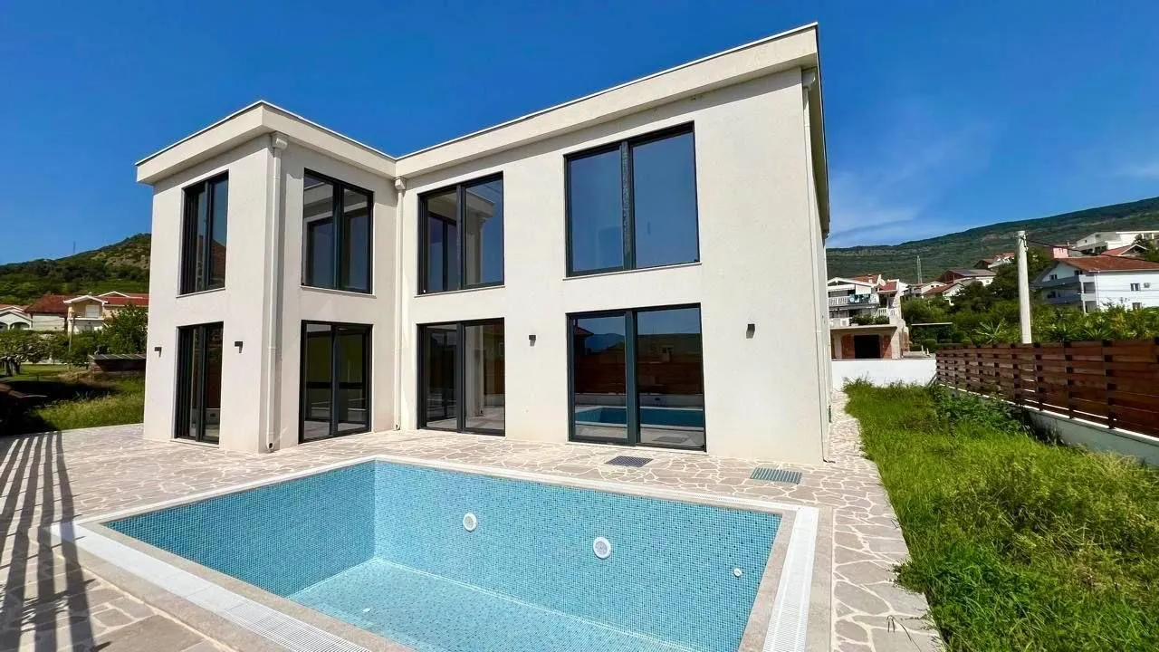 Sale, house, 200m², Tivat, Crna Gora