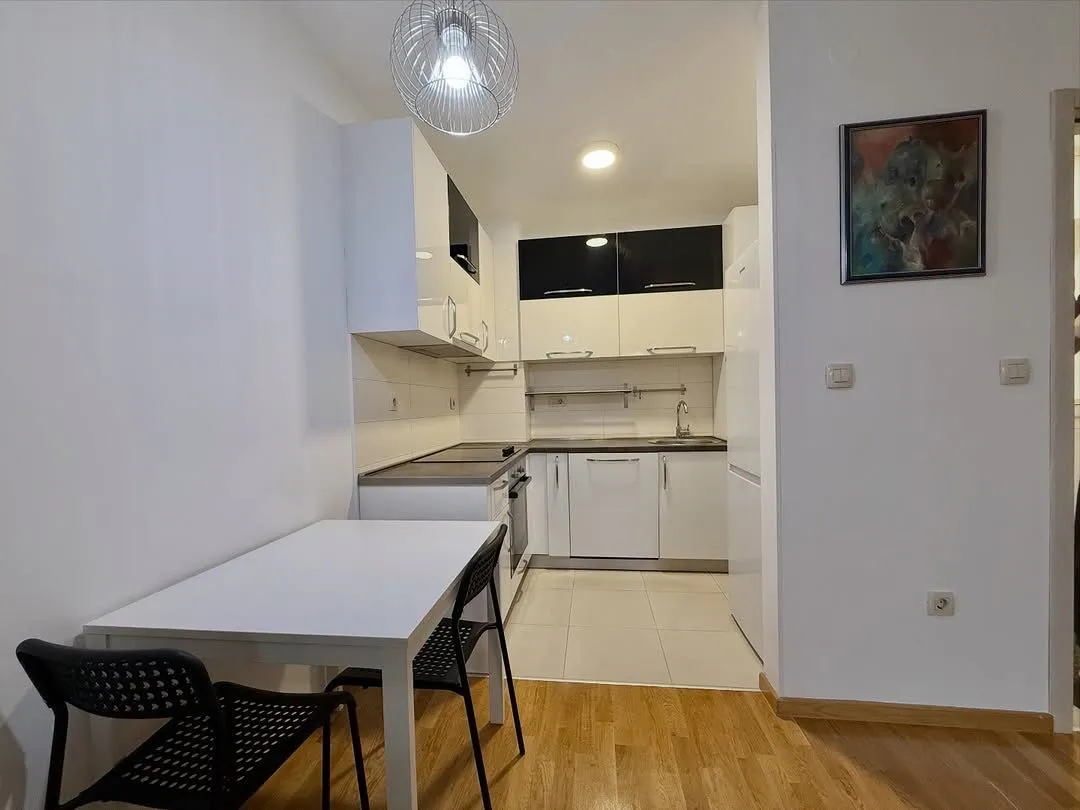 Prodaja, jednosoban stan, 43m², Stari Aerodrom, Podgorica