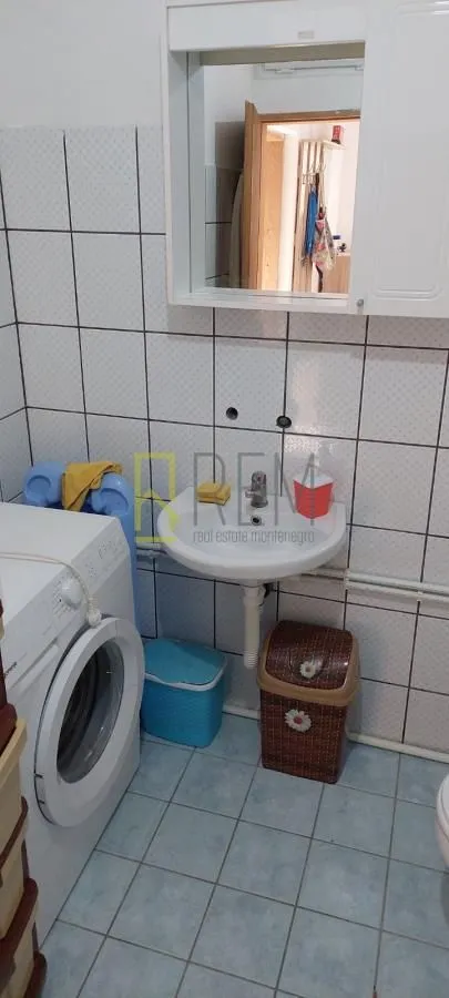 Sale, house, 180m², Bar, Crna Gora