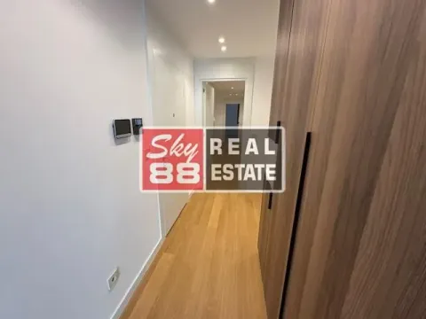 Izdavanje, četvorosoban stan, 148m², Kalenić Pijaca, Vračar Sve Podlokacije - image 3