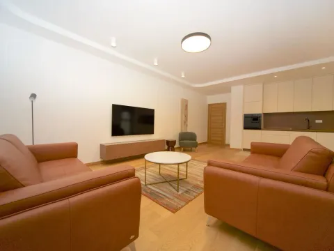 Rent, three bedroom apartment, 104m², City Kvart, Podgorica - image 17