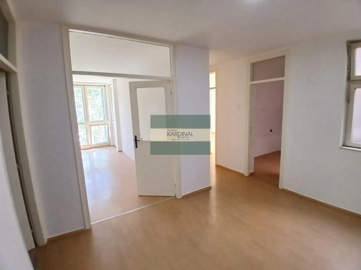 Prodaja, dvosoban stan, 58m², Tabane, Jagodina