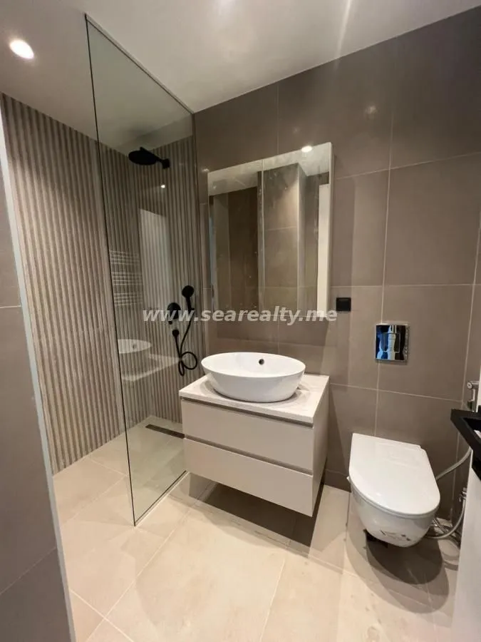 Prodaja, kuća, 273m², Tivat, Crna Gora