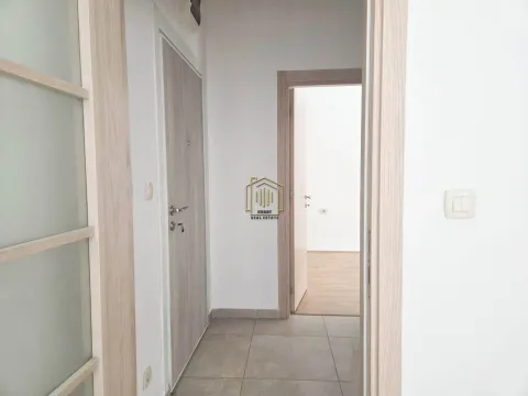 Izdavanje, jednosoban stan, 45m², Blok 9, Podgorica - image 6