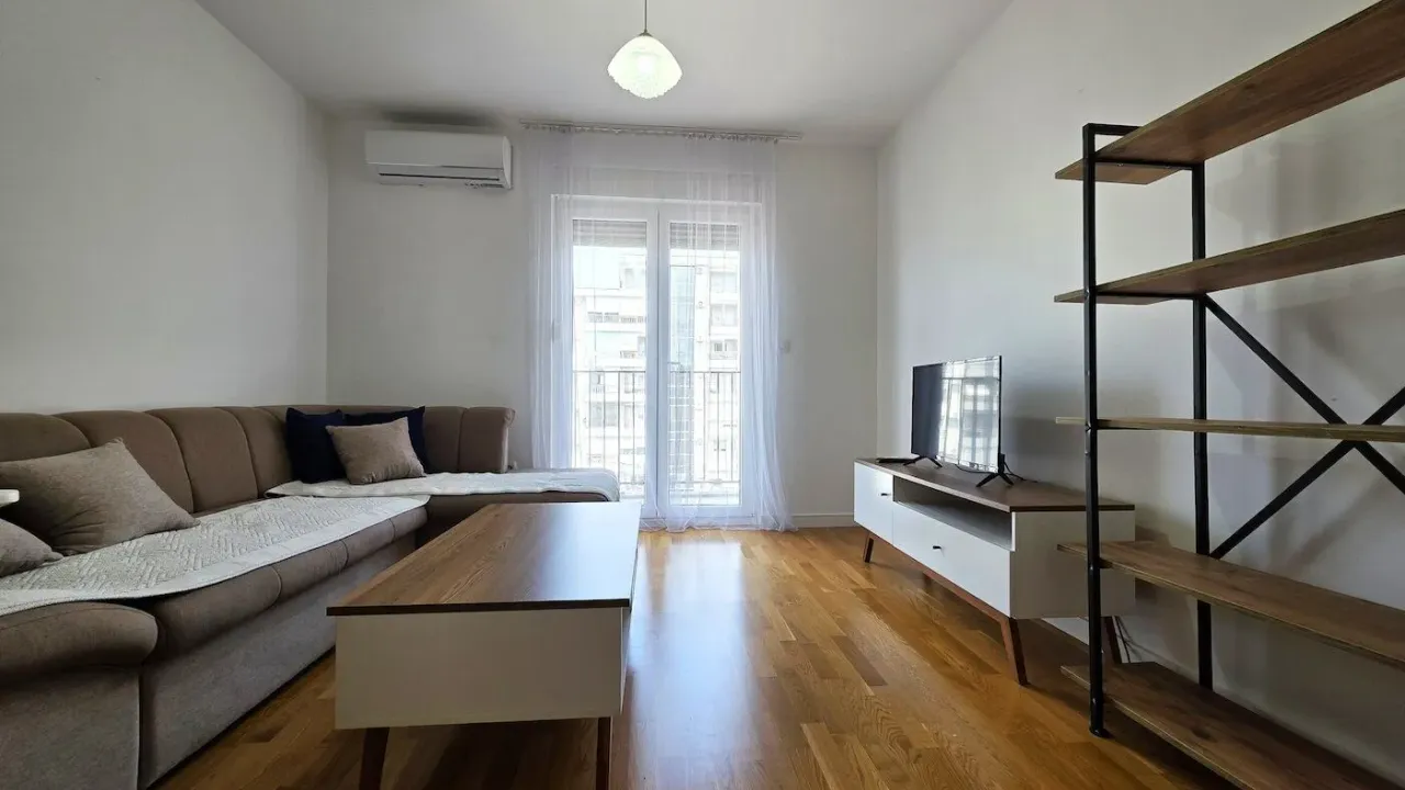 Rent, apartment, 41m², Pobrežje, Podgorica